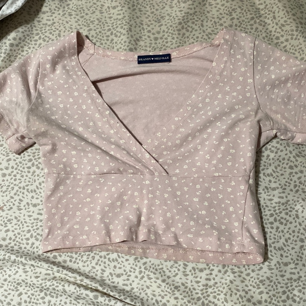 Brandy Melville crop top